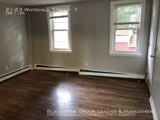 Building Photo - 21-23 Whitehall Street