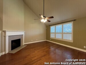 Building Photo - 24311 Canyon Row