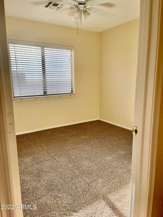 Building Photo - 13002 W Hearn Rd