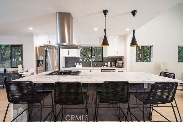 Building Photo - 288 St Albans Ave