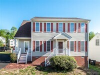 Building Photo - 13812 Sycamore Village Dr