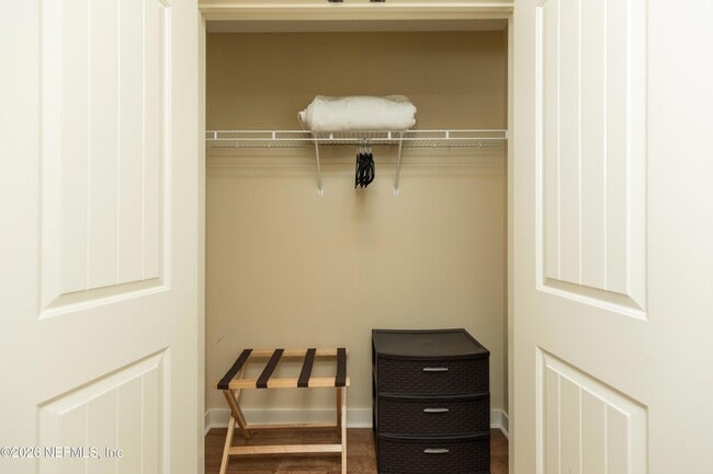 Building Photo - 945 Registry Blvd