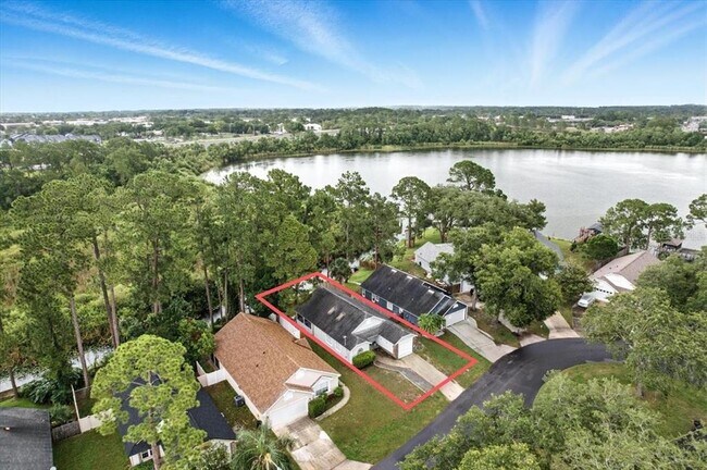 Building Photo - 174 Edgewater Cir