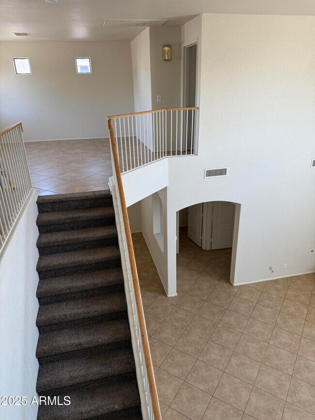 Building Photo - 8312 S 47th Ave