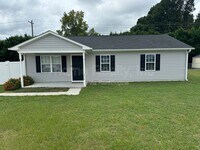 Building Photo - 2414 Heath Ln