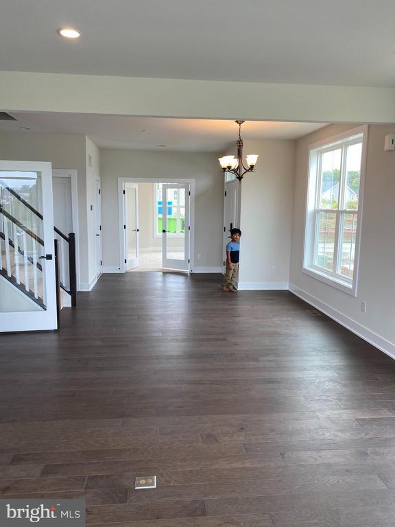 Building Photo - 110 Ginkgo Ln