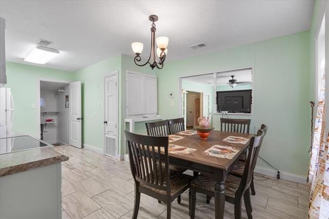 Building Photo - 259 Hiland Ln