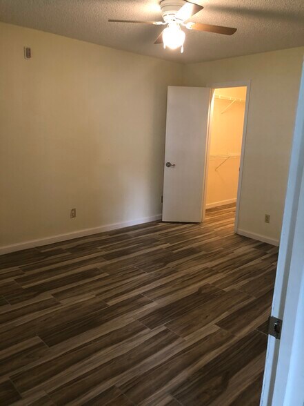 Building Photo - 11582 Westwood Blvd