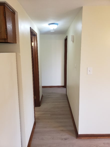 Building Photo - 1129 Farnsworth Ave