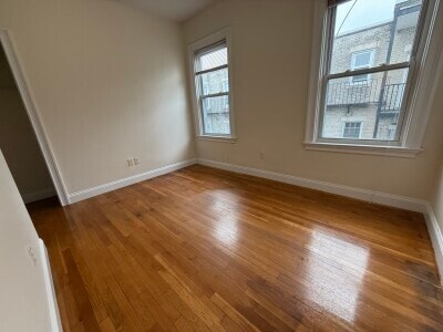 Building Photo - 45 Ashford St