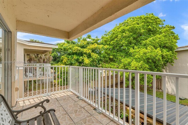 Building Photo - 4140 NW 79th Ave