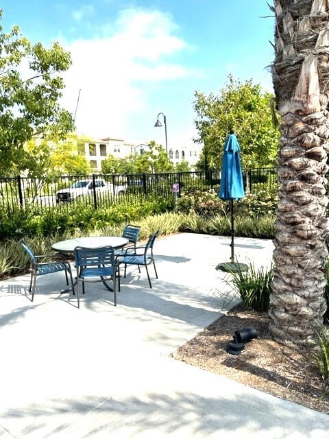 Building Photo - 30485 Village Terrace Dr