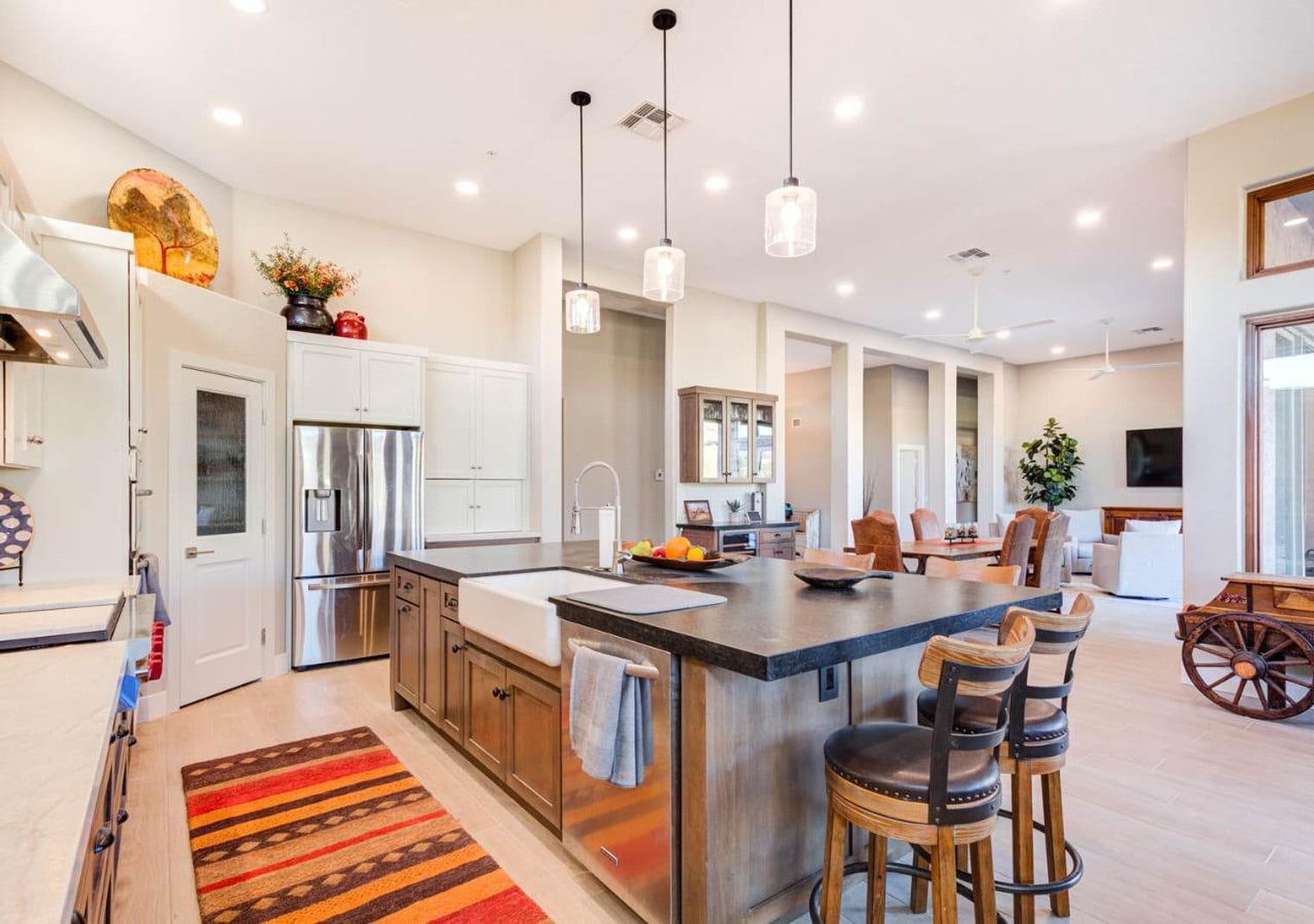 Building Photo - 7970 E Las Piedras Way
