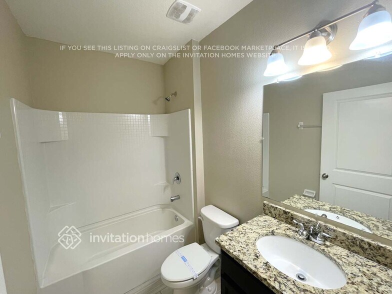 Building Photo - 8004 Pelican Reed Cir
