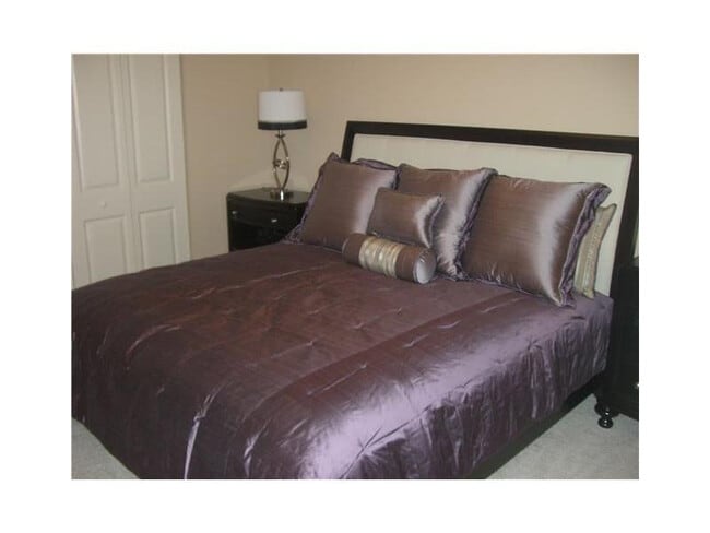 Building Photo - 4445 El Mar Dr