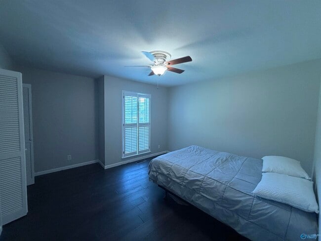 Building Photo - 8711 Edgehill Dr SE