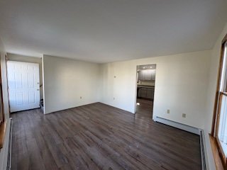 Building Photo - 60 Ivy St