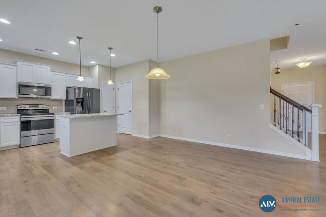 Building Photo - 4-Bedroom Home in Seagrass Station - MOVE IN TODAY