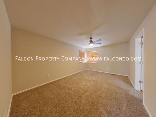 Building Photo - 6239 Hartman Dr