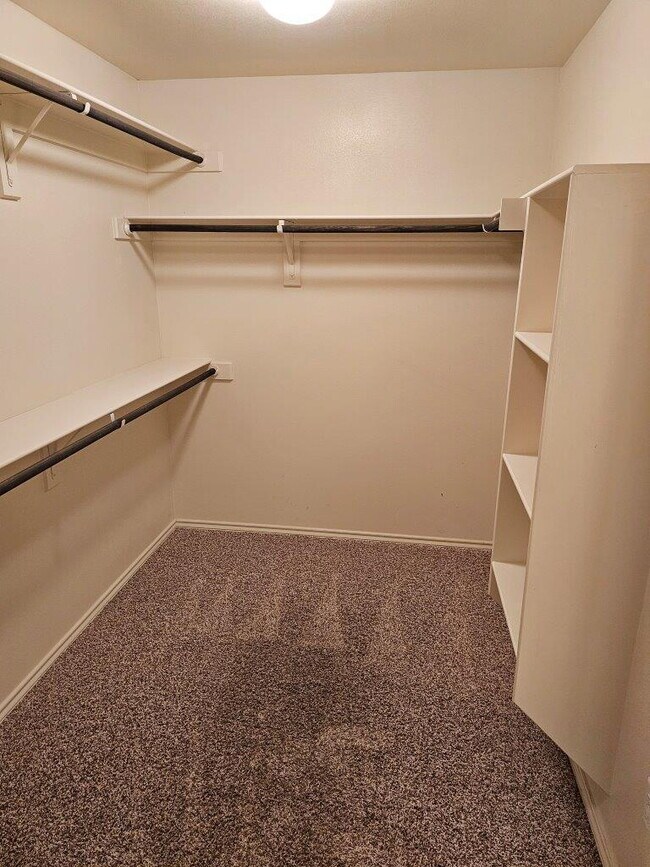 Building Photo - 20009 FM2192
