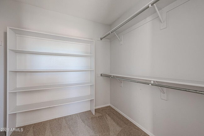 Building Photo - 4432 E Anderson Dr