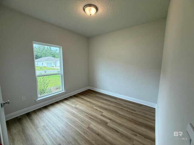 Building Photo - 16334 Tigris Dr