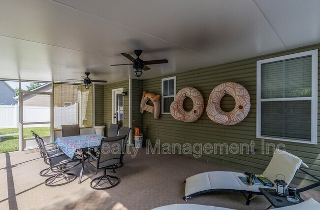 Building Photo - 1416 Madison Oaks Rd