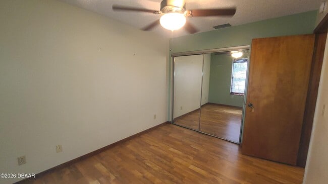 Building Photo - 840 Center Ave