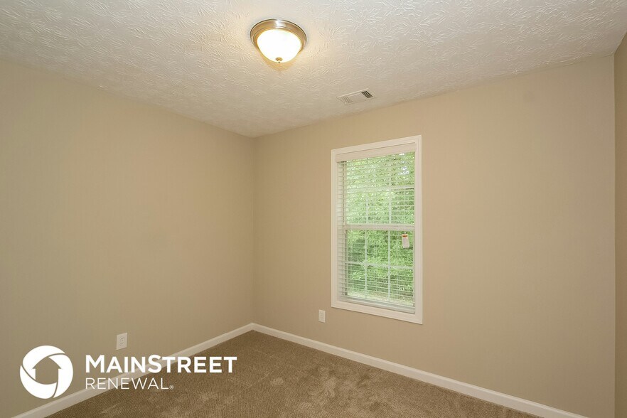 Building Photo - 120 Whitehead Dr