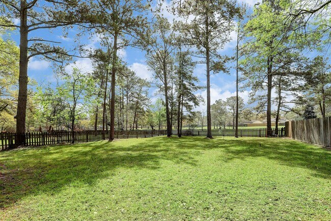 Building Photo - 74 Maple Branch St