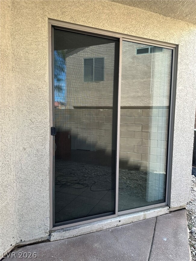 Building Photo - 10060 Bonterra Ave