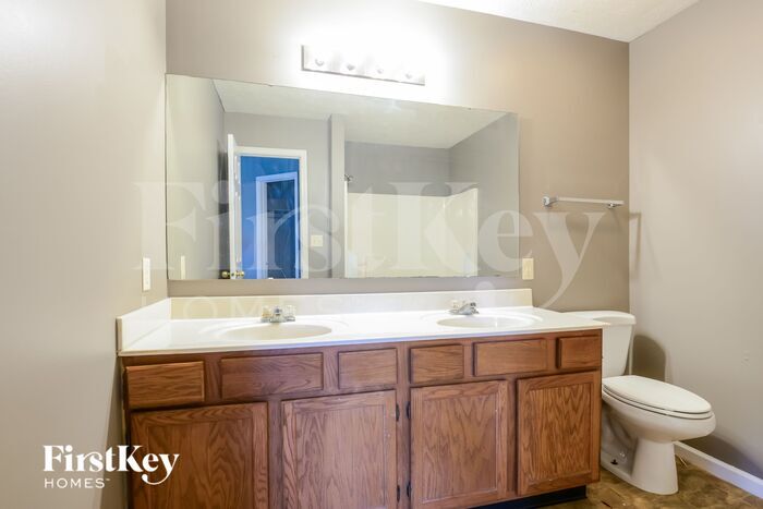 Building Photo - 3625 Dayflower Way