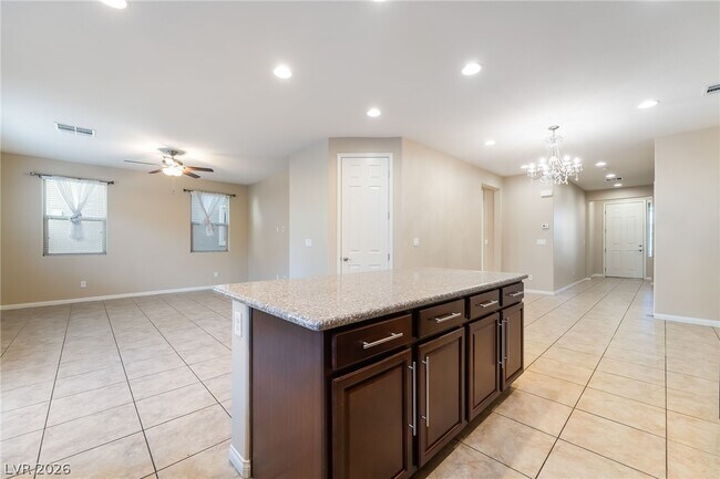 Building Photo - 121 Pictor Ave