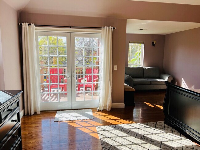 Building Photo - 3209 W Fairview Pl