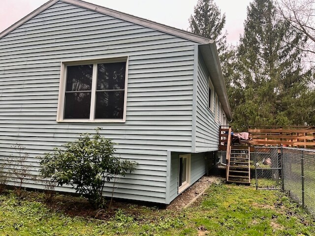 Building Photo - 108 Sycamore Dr