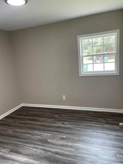 Building Photo - 104 Lawndale Ave