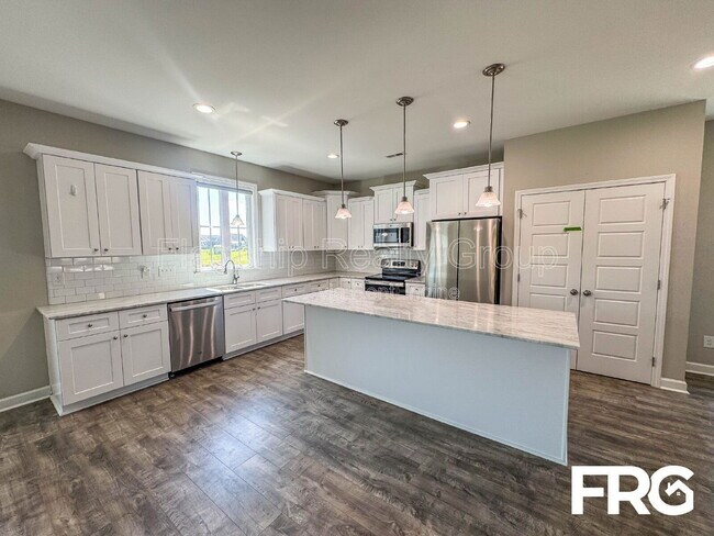 Building Photo - 208 Coffman Dr