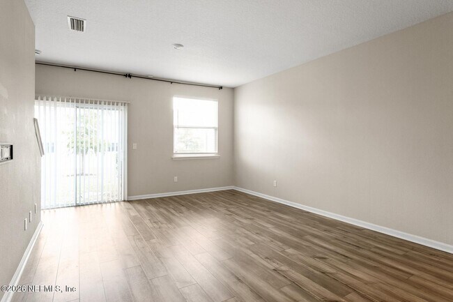Building Photo - 9787 Fiddleback Ln