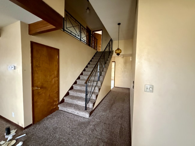 Building Photo - 565 Franklin Ct