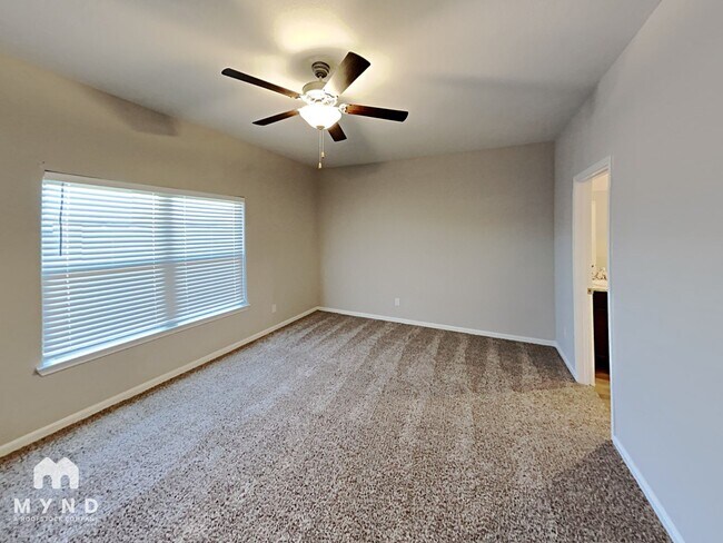Building Photo - 9107 Crestway Rd