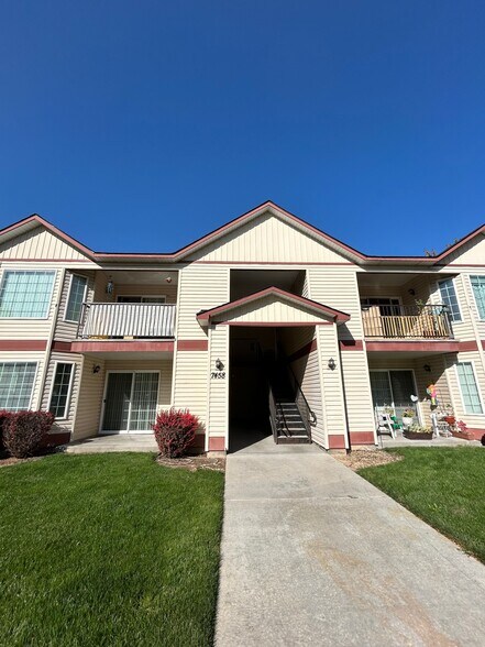 Primary Photo - 7458 W Tottenham Ln