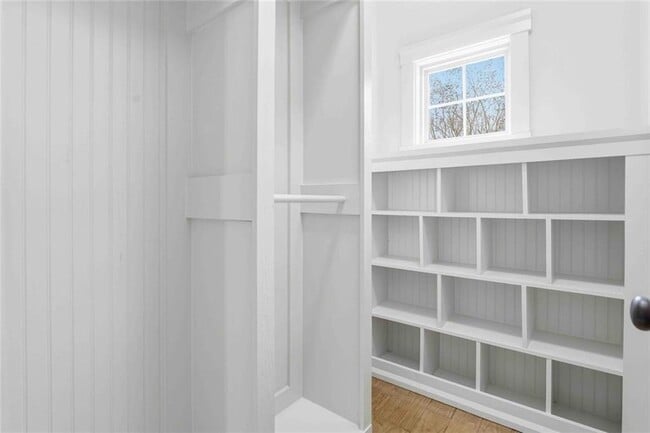 Building Photo - 501 Ridge View Crossing