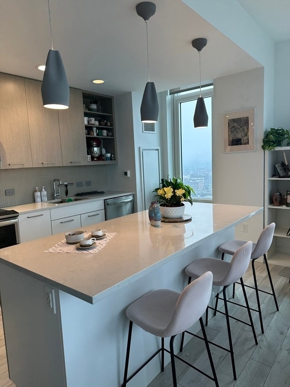 Building Photo - 125 Guest St