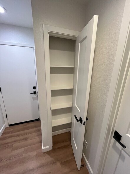 Building Photo - 2029 W Corvina Ave