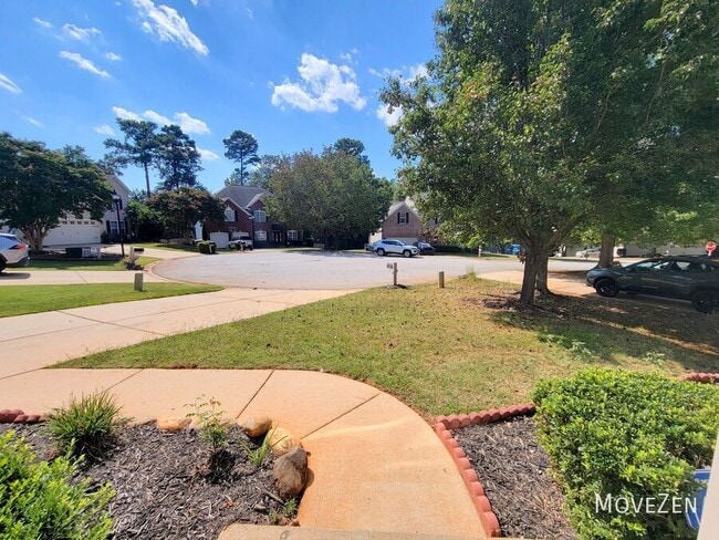 Building Photo - 5 Friendsplot Cv