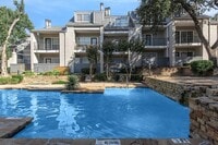 Building Photo - The Retreat at Lake Highlands