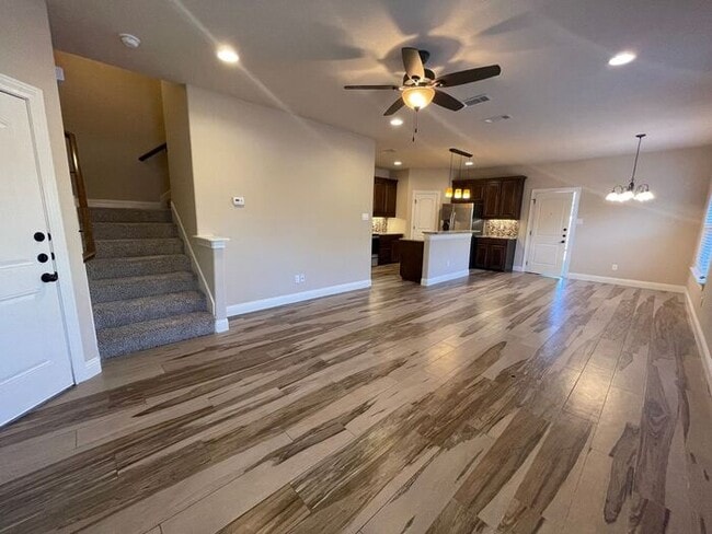 Building Photo - Beautiful Benbrook 3B/2.5B Townhome ((Stai...