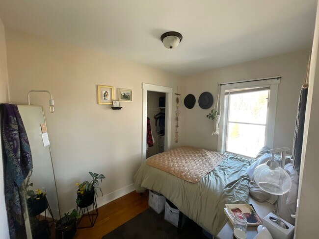 Building Photo - 245-249 North Ave