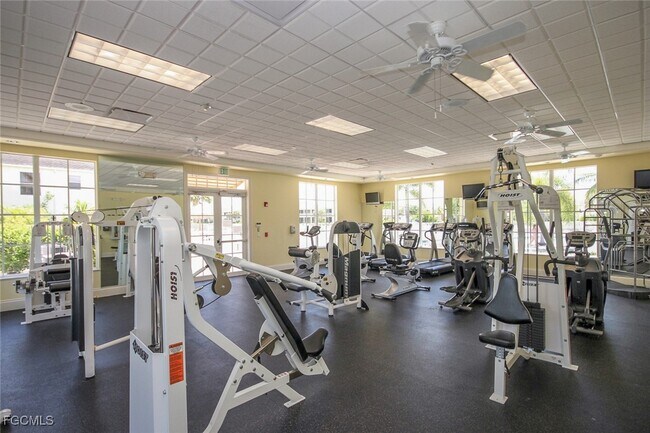 Building Photo - 14543 Abaco Lakes Dr