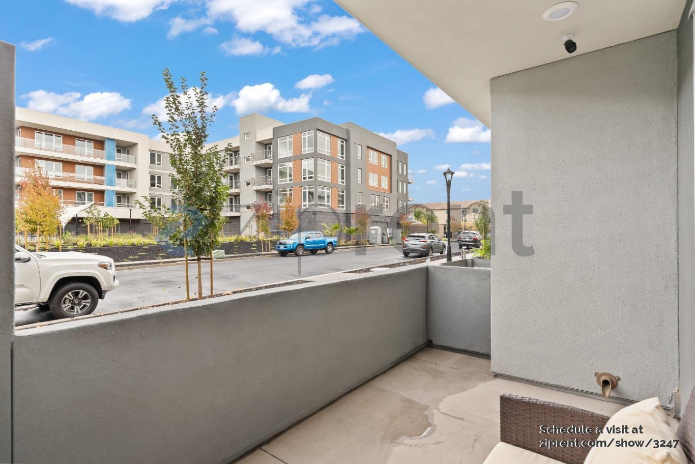 Building Photo - 5933 Sunstone Dr